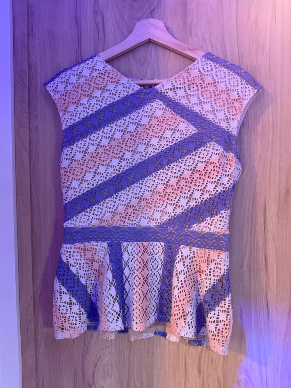 BCBGMaxAzria White Lace Peplum Top with Blue Trim